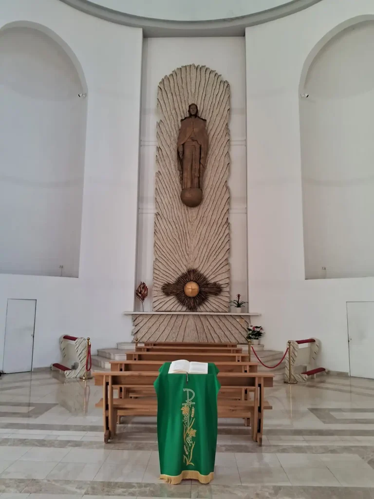 Rahibe Teresa Katedrali 8