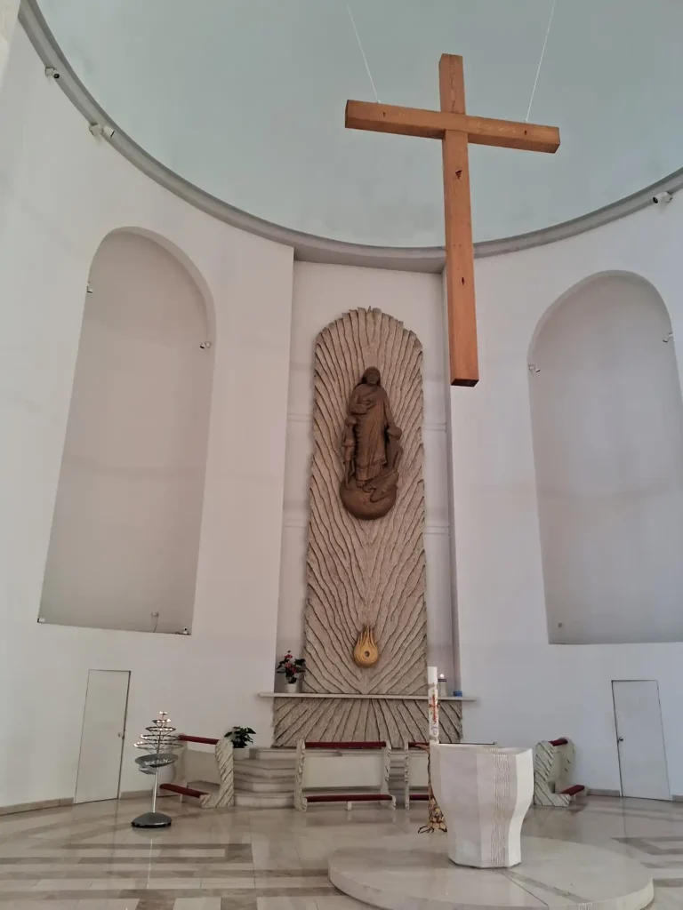 Rahibe Teresa Katedrali 3