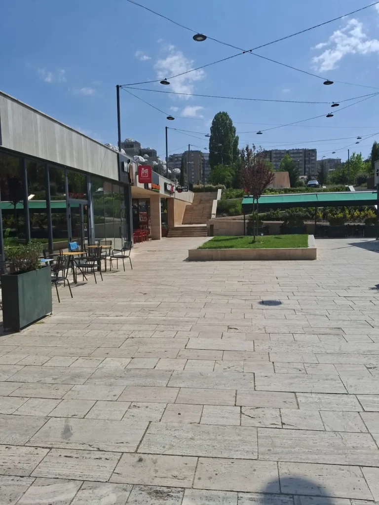 Kosova Ulusal Kütüphanesi 2