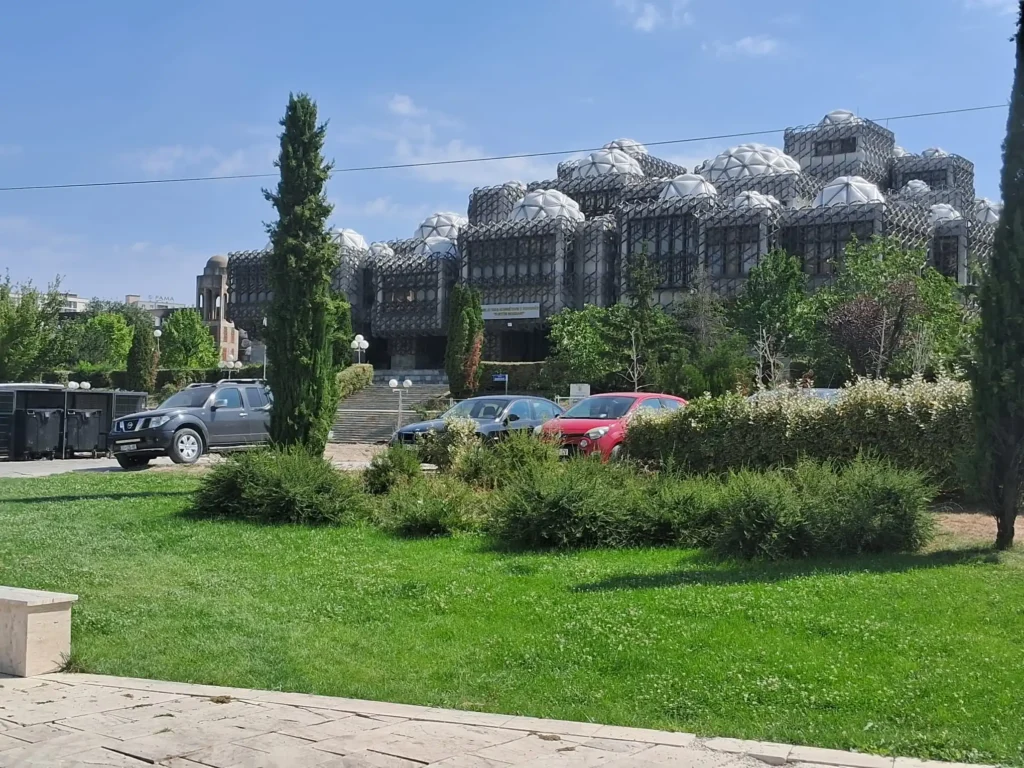 Kosova Ulusal Kütüphanesi